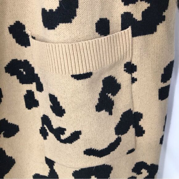 Jack and Avery Tan Cheetah Animal Print Long Open Front Knit Cardigan Sweater - Picture 10 of 15